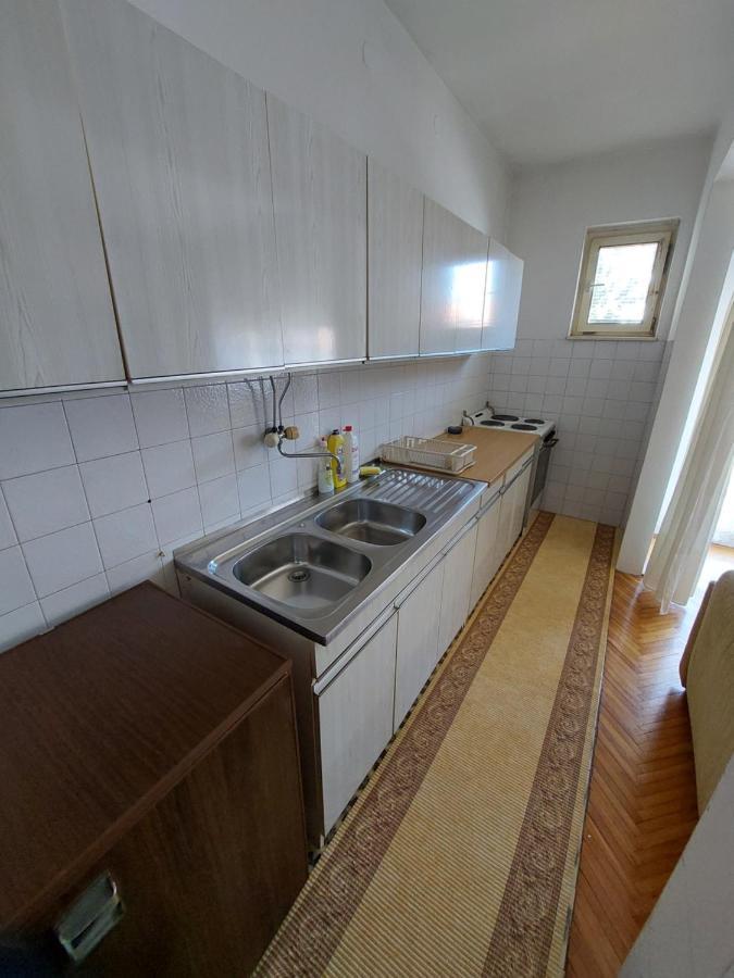 Hills Apartment Ni Exteriér fotografie